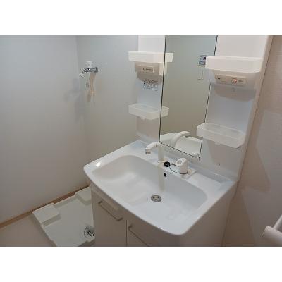 赤坂レジデンス 305【管理NO：1-016298401-03050】 ★家具家電は申し込み後に搬入しますの物件写真6