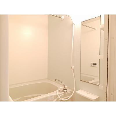 オクレット 103【管理NO：1-018470201-01030】 ★家具家電は申し込み後に搬入します 2026年07月下旬入居可能の物件写真4