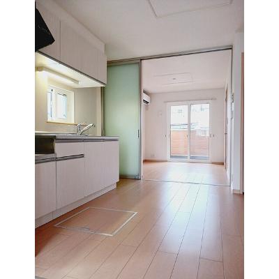 コスモス花影壱番館 102【管理NO：1-015598001-01020】 ★家具家電は申し込み後に搬入しますの物件写真2