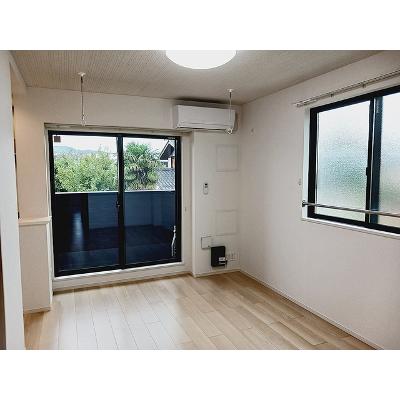 サニースポット 204【管理NO：1-028008301-02040】 ★家具家電は申し込み後に搬入します★の物件写真2
