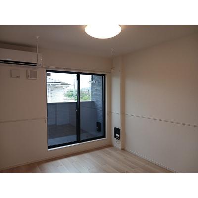 カーサ・コンソラータ 204【管理NO：1-028389101-02040】 ★家具家電は申し込み後に搬入します★の物件写真2
