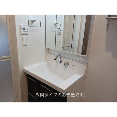 カーサ・ヴェルデ 302【管理NO：1-028652201-03020】 ★家具家電は申し込み後に搬入します 2026年09月上旬入居可能の物件写真6
