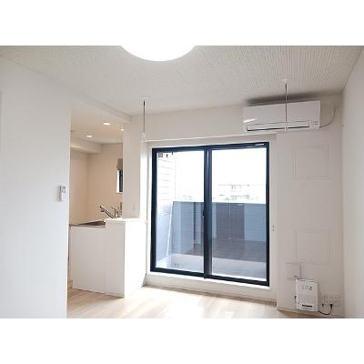ヒカルサ西大宮 203【管理NO：1-028563601-02030】 ★家具家電は申し込み後に搬入します★の物件写真2