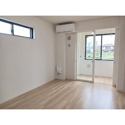 ヒカルサ西大宮 101【管理NO：1-028563601-01010】 ★家具家電は申し込み後に搬入しますの物件写真2