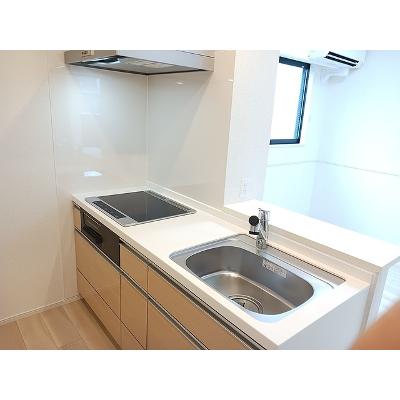 リオラ　Ⅱ 201【管理NO：1-028500702-02010】 ★家具家電は申し込み後に搬入します★ ★2026年10月上旬入居可能★の物件写真3