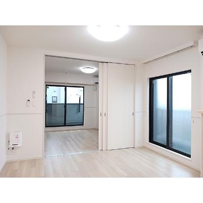 リオラ　Ⅰ 304【管理NO：1-028500701-03040】 ★家具家電は申し込み後に搬入します★ ★2026年10月上旬入居可能★の物件写真2