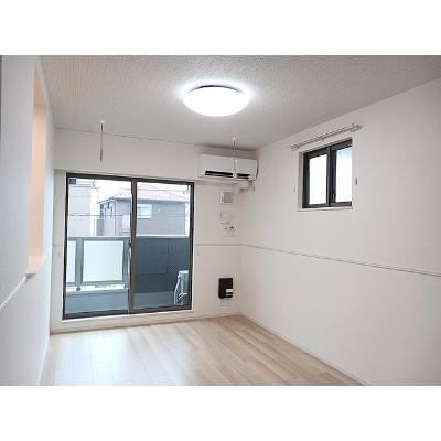 ヒカルサ大宮三橋 201【管理NO：1-028371401-02010】 ★家具家電は申し込み後に搬入しますの物件写真2