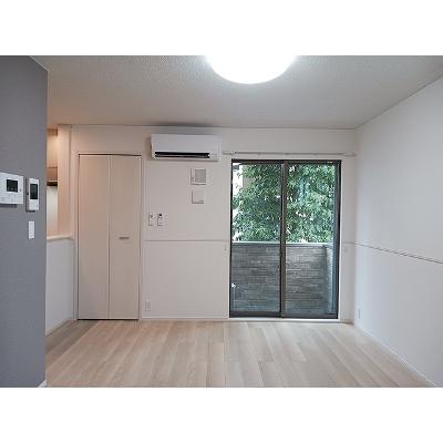 ヒカルサ大宮三橋 102【管理NO：1-028371401-01020】 ★家具家電は申し込み後に搬入しますの物件写真2