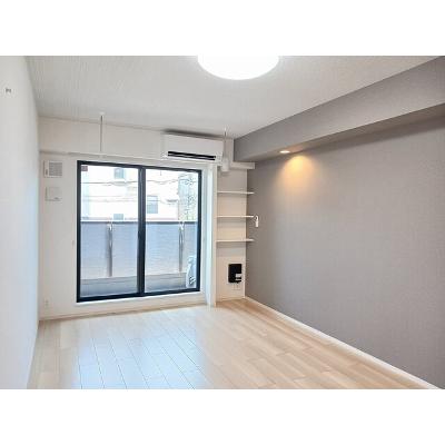 ル・ボワ 204【管理NO：1-028228101-02040】 ★家具家電は申し込み後に搬入しますの物件写真2