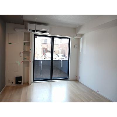 ル・ボワ 101【管理NO：1-028228101-01010】 ★家具家電は申し込み後に搬入しますの物件写真2