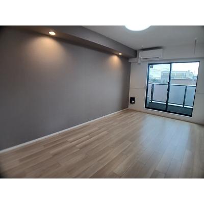 ヒカルサ東川口 303【管理NO：1-028349401-03030】 ★家具家電は申し込み後に搬入します★の物件写真2