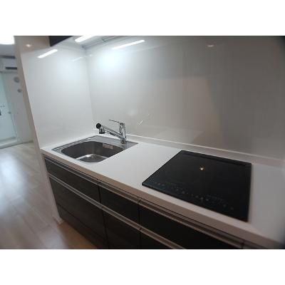 フォートリス 103【管理NO：1-023350901-01030】 ★家具家電は申し込み後に搬入します 2026年08月下旬入居可能の物件写真3