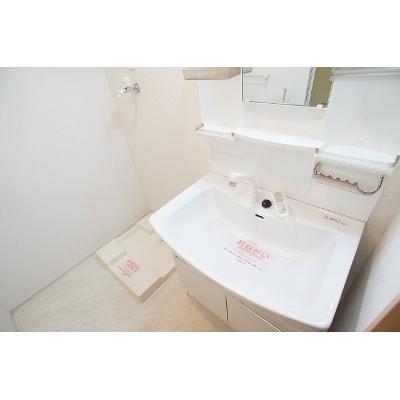 プリムローズ 201【管理NO：1-019665601-02010】 ★家具家電は申し込み後に搬入します★の物件写真6