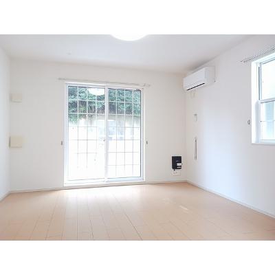 オーシャンヒルⅠ 103【管理NO：1-018001301-01030】 ★家具家電は申し込み後に搬入します★の物件写真2
