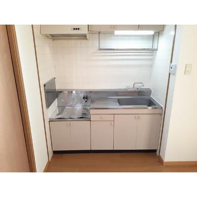 さくらんぼハイツ 204【管理NO：1-006711801-02040】 ★家具家電は申し込み後に搬入します★の物件写真3