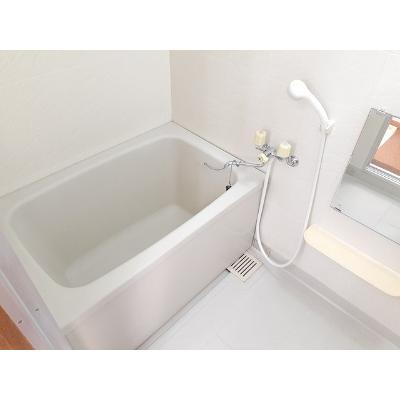 さくらんぼハイツ 204【管理NO：1-006711801-02040】 ★家具家電は申し込み後に搬入します★の物件写真4