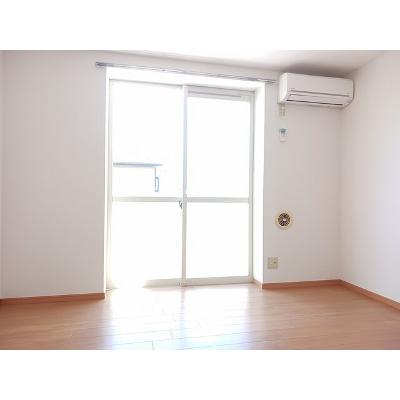 さくらんぼハイツ 103【管理NO：1-006711801-01030】 ★家具家電は申し込み後に搬入します★の物件写真2