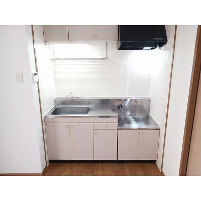 さくらんぼハイツ 103【管理NO：1-006711801-01030】 ★家具家電は申し込み後に搬入します★の物件写真3