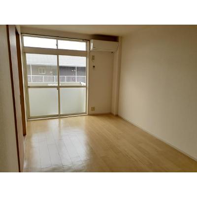 エスタシオンⅡ 202【管理NO：1-004668901-02020】 ★家具家電は申し込み後に搬入します★の物件写真2