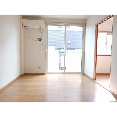 グリーンヒルズⅠ 102【管理NO：1-004394201-01020】 ★家具家電は申し込み後に搬入します★の物件写真2