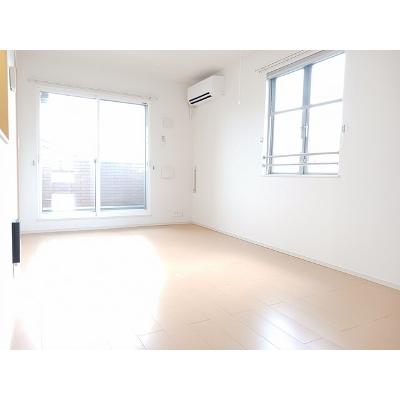 パティオスカイⅦ 303【管理NO：1-017245901-03030】 ★家具家電は申し込み後に搬入します★の物件写真2