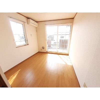 コスモハイツ 201【管理NO：1-010770301-02010】 ★家具家電は申し込み後に搬入します★の物件写真2