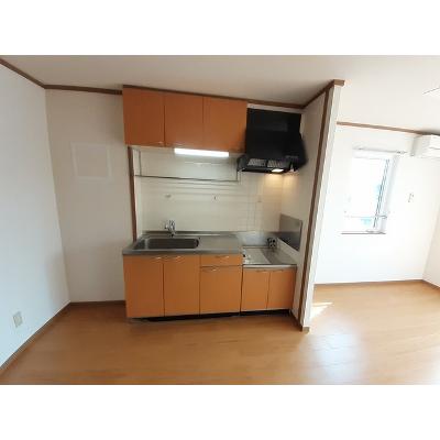コスモハイツ 201【管理NO：1-010770301-02010】 ★家具家電は申し込み後に搬入します★の物件写真3