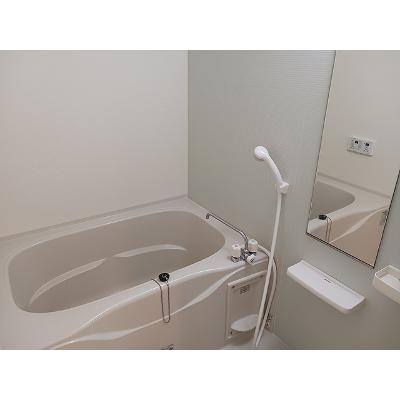 プルメリア 102【管理NO：1-019359901-01020】 ★家具家電は申し込み後に搬入しますの物件写真4