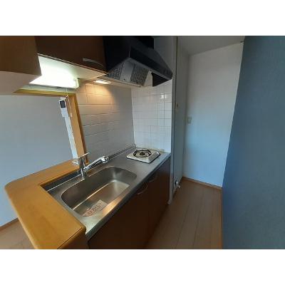 ｍａｔｈｅｒ 301【管理NO：1-011016701-03010】 ★家具家電は申し込み後に搬入します★の物件写真3