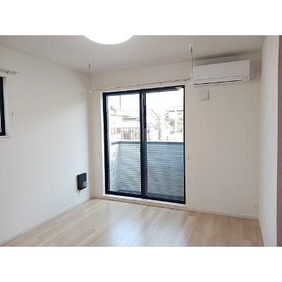 ロイヤル　オーク 105【管理NO：1-028689901-01050】 ★家具家電は申し込み後に搬入します★の物件写真2