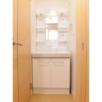 ベラルーチェ 102【管理NO：1-020334301-01020】 ★家具家電は申し込み後に搬入します★の物件写真6
