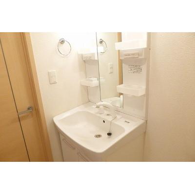 セントラル　アンジュⅡ 203【管理NO：1-015865602-02030】 ★家具家電は申し込み後に搬入します★の物件写真6