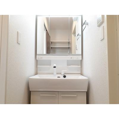 セレーノ　サード 202【管理NO：1-025586302-02020】 ★家具家電は申し込み後に搬入します 2026年07月下旬入居可能の物件写真6