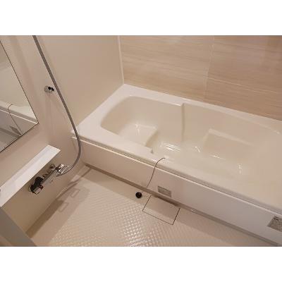 テラスハウス 104【管理NO：1-028716101-01040】 ★家具家電は申し込み後に搬入しますの物件写真4