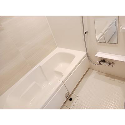 テラスハウス 102【管理NO：1-028716101-01020】 ★家具家電は申し込み後に搬入しますの物件写真4