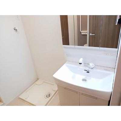 テラスハウス 102【管理NO：1-028716101-01020】 ★家具家電は申し込み後に搬入しますの物件写真6