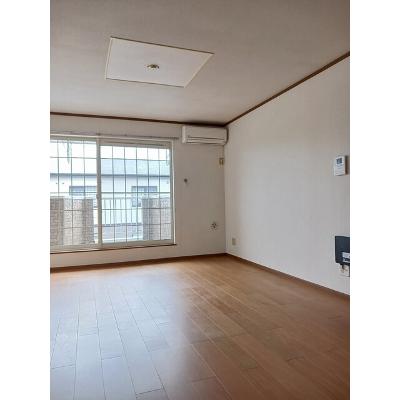 西小路ハイツⅢ 203【管理NO：1-011450001-02030】 ★家具家電は申し込み後に搬入します★の物件写真2