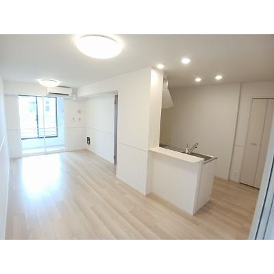 ポルト・ピボワンヌ 105【管理NO：1-028617801-01050】 ★家具家電は申し込み後に搬入しますの物件写真2