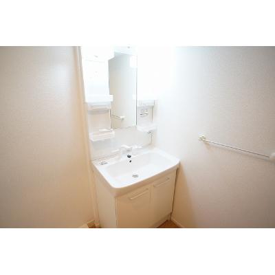 グランツ 201【管理NO：1-019446601-02010】 ★家具家電は申し込み後に搬入します 2026年07月中旬入居可能の物件写真6