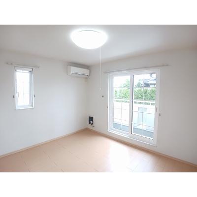 ボヌール・ラコンテ 201【管理NO：1-015571901-02010】 ★家具家電は申し込み後に搬入します★の物件写真2