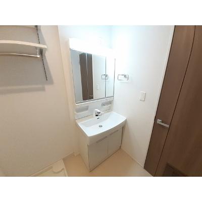 ノーブル　ウエストⅤ 101【管理NO：1-026753501-01010】 ★家具家電は申し込み後に搬入します 2026年09月中旬入居可能の物件写真6