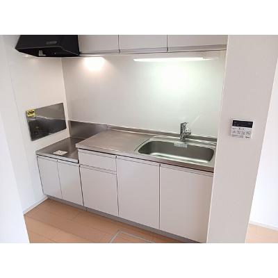 サクラ 102【管理NO：1-017992501-01020】 ★家具家電は申し込み後に搬入します★の物件写真3