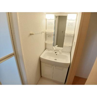 サクラ 102【管理NO：1-017992501-01020】 ★家具家電は申し込み後に搬入します★の物件写真6