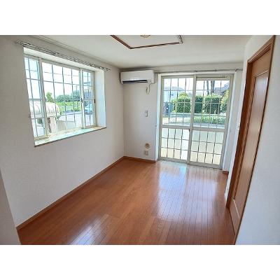 ジョワイユー・ファミーユ 104【管理NO：1-011876301-01040】 ★家具家電は申し込み後に搬入します★ ★2026年10月下旬入居可能★の物件写真2