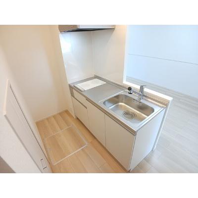 ラフレシールⅡ 102【管理NO：1-028022401-01020】 ★家具家電は申し込み後に搬入します★の物件写真3