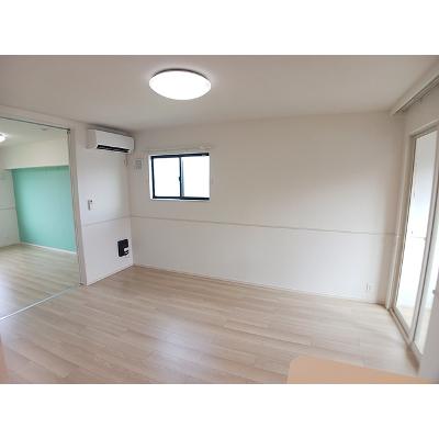 シャトー・バロンＶ 206【管理NO：1-027817301-02060】 ★家具家電は申し込み後に搬入します★の物件写真2