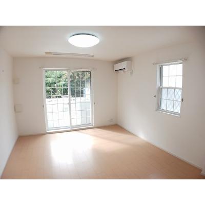レイクヒルズ土浦 103【管理NO：1-017921901-01030】 ★家具家電は申し込み後に搬入します★の物件写真2