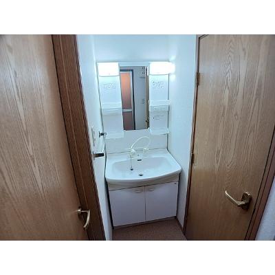 ベルフラワーＥ 202【管理NO：1-009403401-02020】 ★家具家電は申し込み後に搬入します★の物件写真6