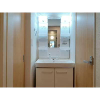 apartment 茨城県龍ケ崎市立野４４４６番地３ 

↓地図はこちらから