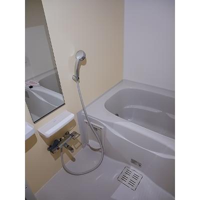 カラカル 102【管理NO：1-021473701-01020】 ★家具家電は申し込み後に搬入します★の物件写真4